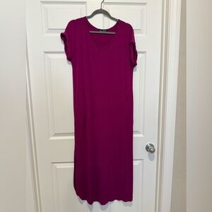 Rae Mode Elegant Magenta V-Neck Maxi Dress